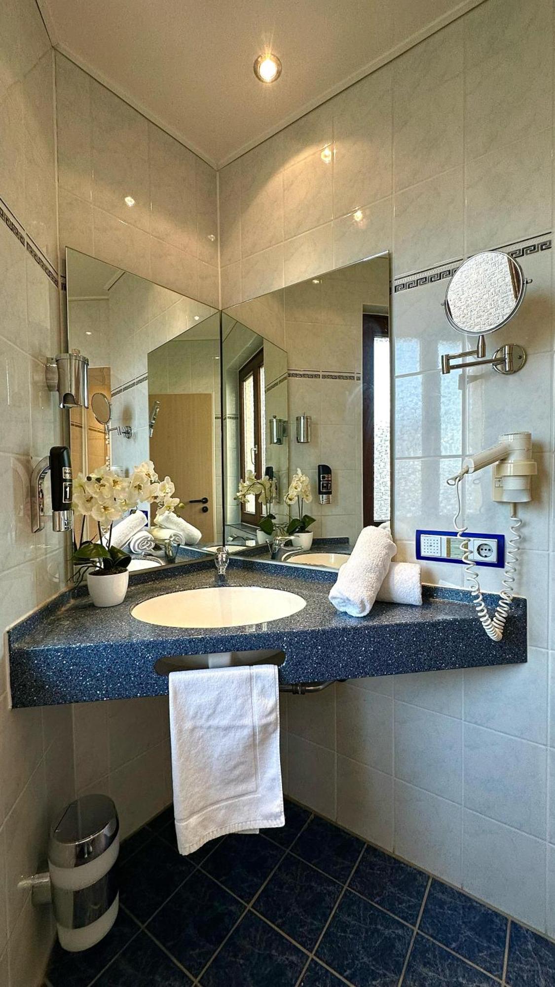 Ar Boutique Hotel Mannheim Bagian luar foto