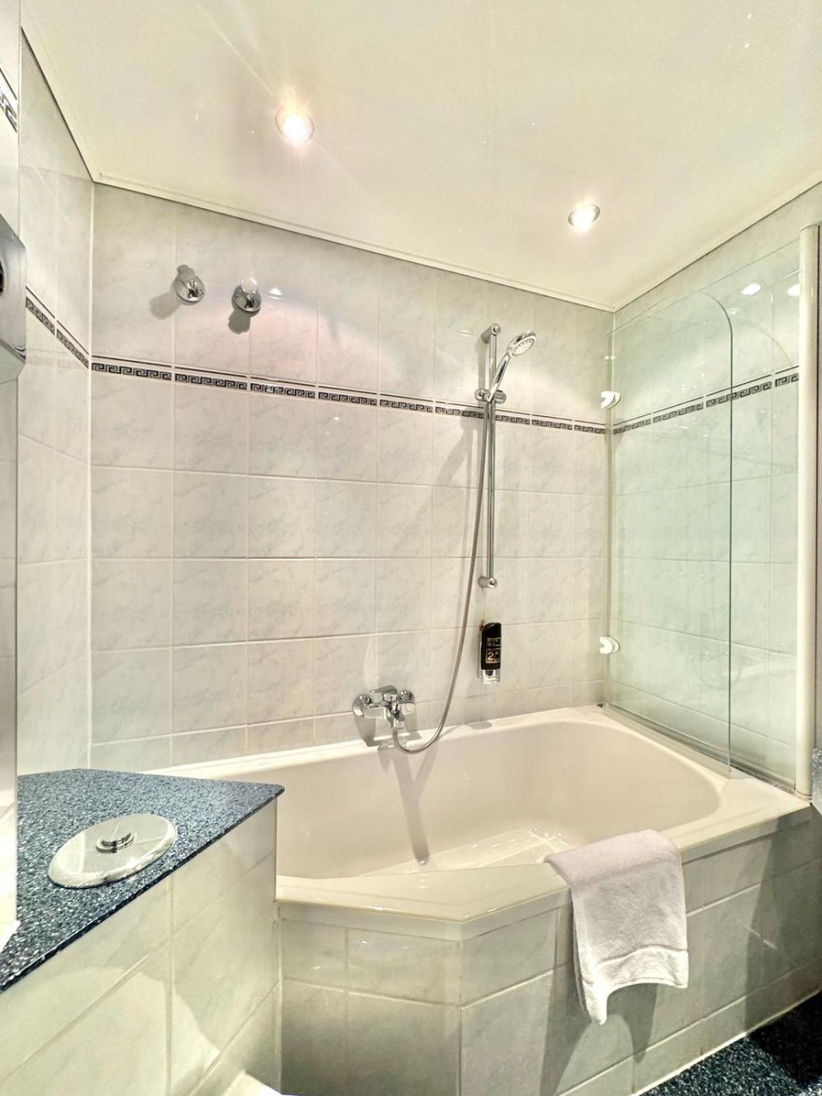 Ar Boutique Hotel Mannheim Bagian luar foto